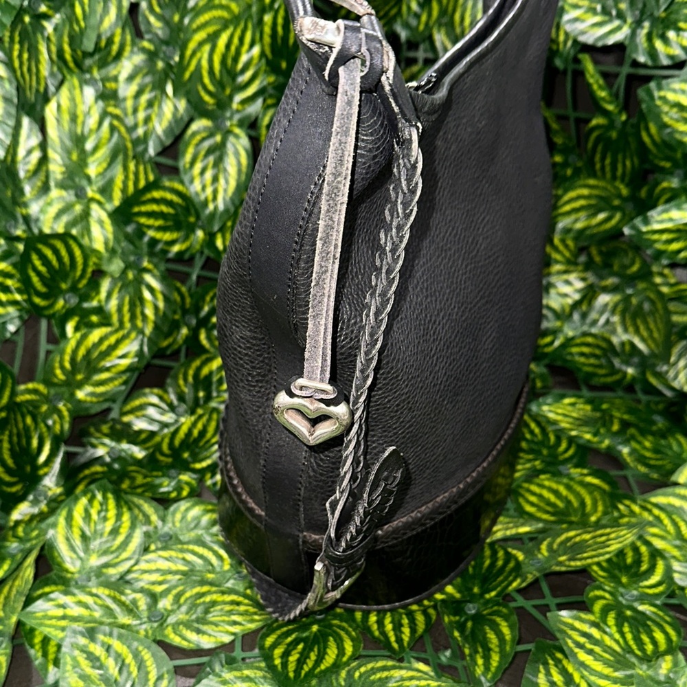Brighton Pebble Leather Vintage Bucket Bag with coin purse - Picture 4 of 11